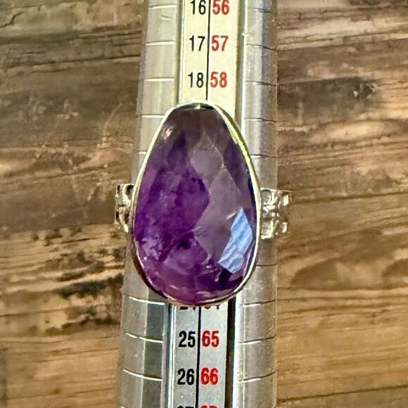 Natural Amethyst Faceted Teardrop Solitaire Sterling Silver Statement Ring Sz 10 - Picture 1 of 6